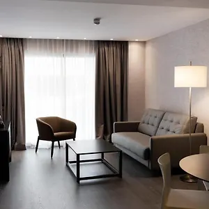 nh-belagua.topbarcelonahotels.com/